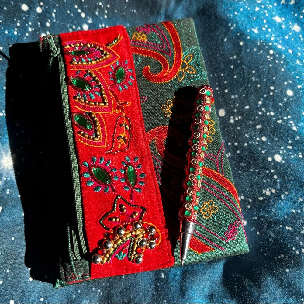 3/$30 🌴 Vintage Sketchbook Journal w/Pen